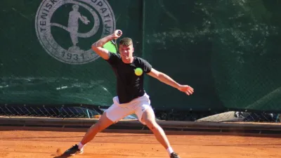 Duje Ajduković i Mili Poljičak međusobno za završnicu u Bolu, u polufinalu i Noa Vukadin