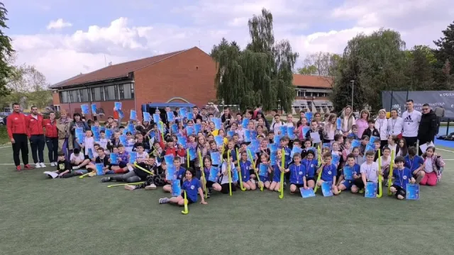 Hrvatski hokejski savez ⓕ za Sportsku Hrvatsku