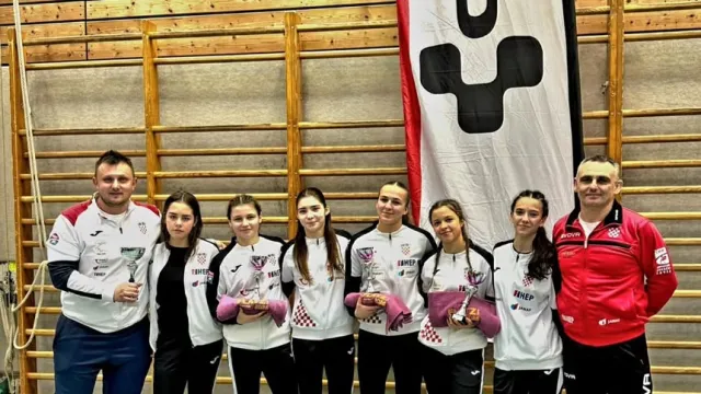 Kova&ccaron;, Bla&zcaron;ekovi&cacute; i Pezi&cacute; osvojile turnir u Austriji