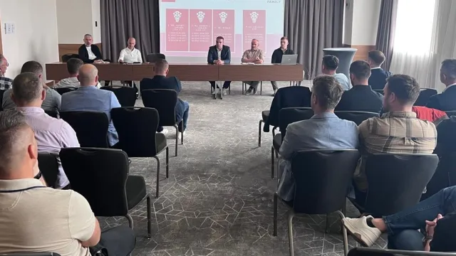 Hrvatski nogometni savez  za Sportsku Hrvatsku