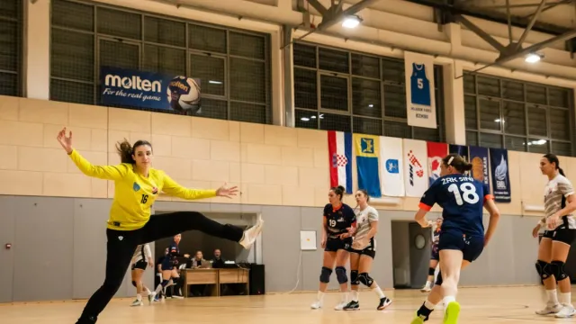 Hrvatski rukometni savez : 1. HRL ŽENE: Četiri susreta prije zimske stanke