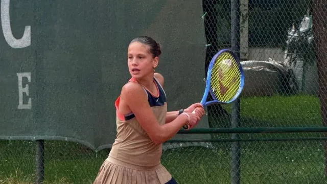 Hrvatski teniski savez : Luka Mitrović i Nera Skender krenuli pobjedama u Mađarskoj