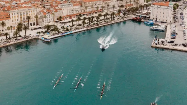 VRHUNSKO VESLANJE 24. Međunarodna veslačka regata ...